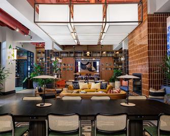 Motto by Hilton Bentonville Downtown - Bentonville - Lobby