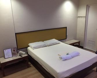 Asiatel Batangas - Lipa City - Bedroom