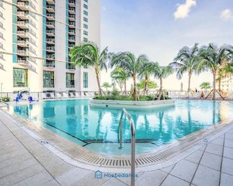 Apartment in New Luxury Condo in Downtown - Miami - Piscine