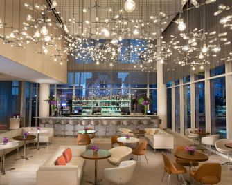 HALL Arts Hotel Dallas, Curio Collection by Hilton - Dallas - Restaurant