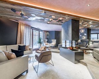 أكتيف-آند ويلنيس هوتل بيرج فرايد - Tux - ردهة