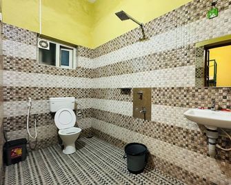 Dormer Stay - Kozhikode - Bathroom