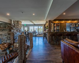 Mountain Meadows Lodge - Killington - Bar