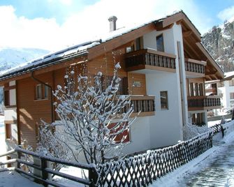 Haus Pan - Zermatt - Edificio