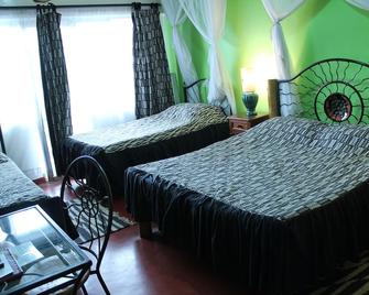 Khweza Bed & Breakfast - Nairobi - Bedroom