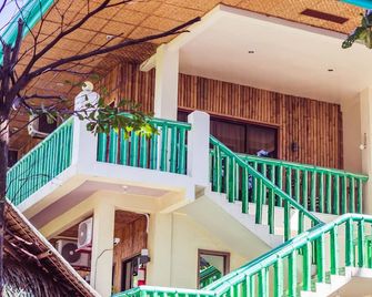 Ceazar's Place - Dauin