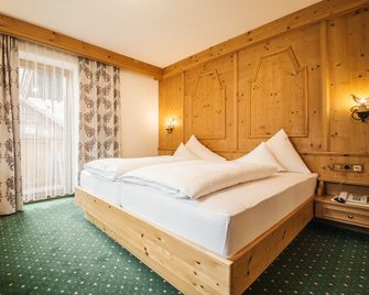 Hotel Grieshof - Sankt Anton am Arlberg - Kamar Tidur