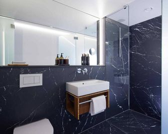Tin Inn Erkelenz - Erkelenz - Baño