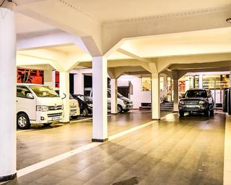 Sri Krishna Bhavan Hotel - Hatton - Lobby