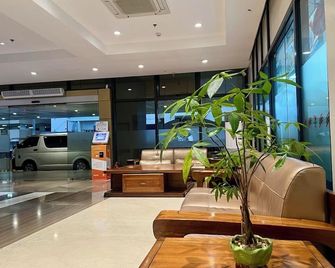 Sapphire Seaview Park - Parañaque - Lobby