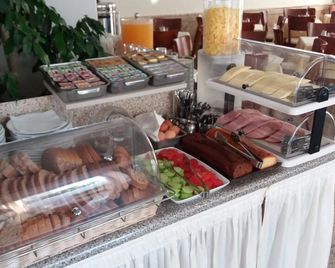 Dimitris Paritsa Hotel - קוס - בופה