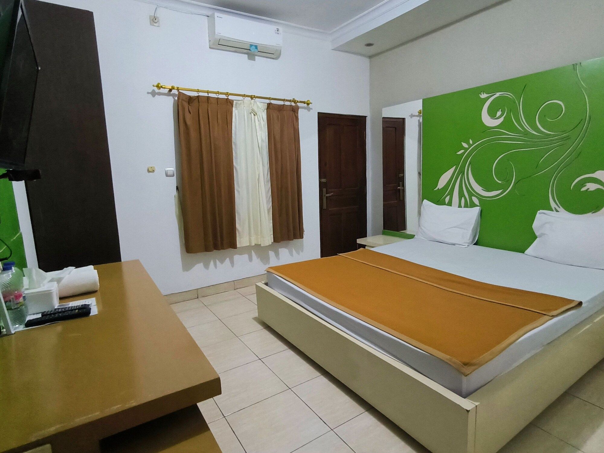 Bandengan Beach Hotel Jepara 2 - Jepara