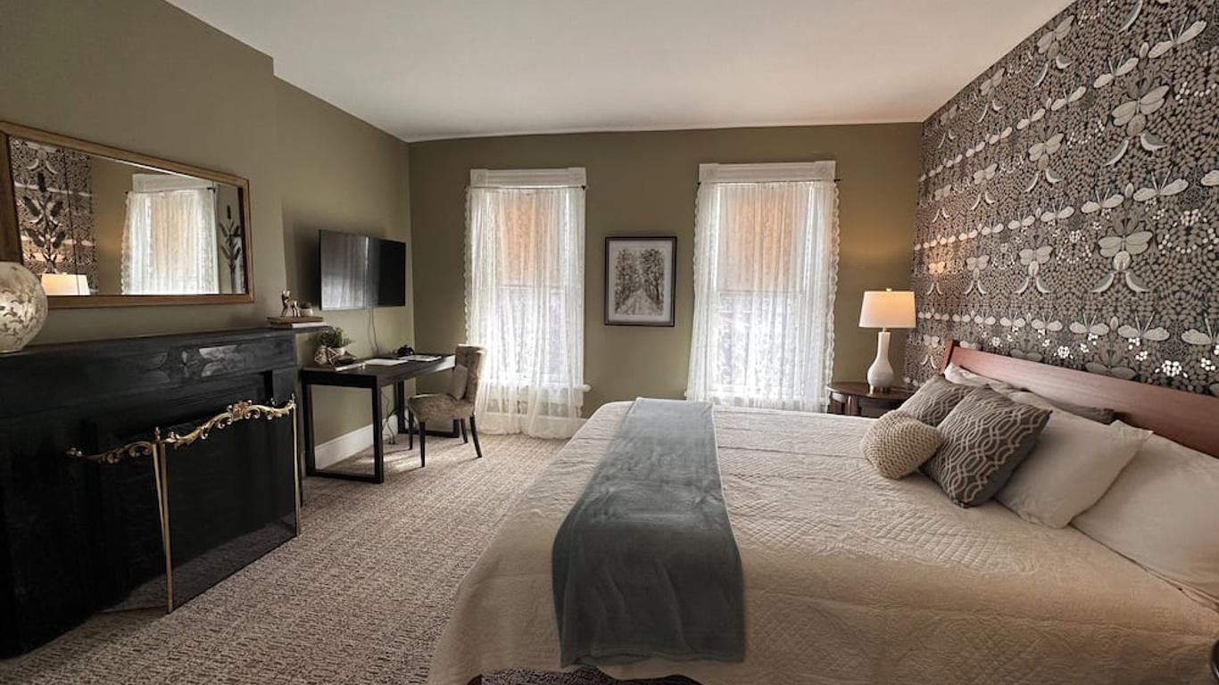 50 Lincoln Short North Bed & Breakfast