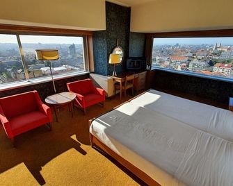 Hotel Miradouro - Porto - Chambre