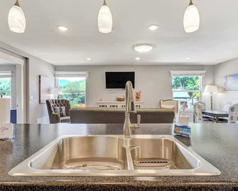 Vermijo Flat Walk to Downtown Shops & Dining - קולרדו ספרינגס - מטבח