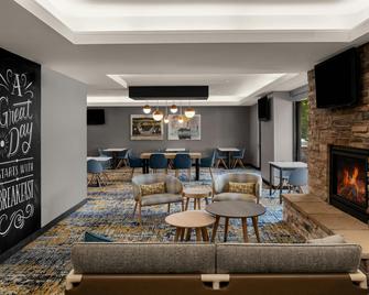 TownePlace Suites by Marriott Denver Airport at Gateway Park - Denver - Lounge