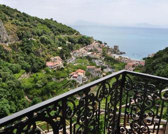 Limoneto DI Ercole - Maiori - Balkon