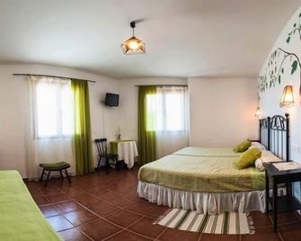 House with jacuzzi - Armuña - Bedroom