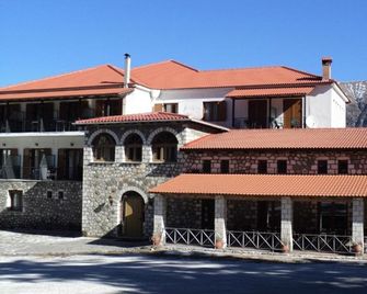 Hotel Tzoumerka - Pramanta - Будівля