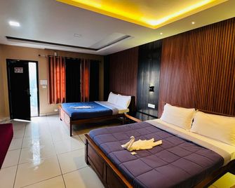 Misty Cloud - Devikolam - Bedroom