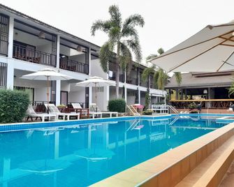 Araya Resort Khongchiam Riverside - โขงเจียม - สระว่ายน้ำ