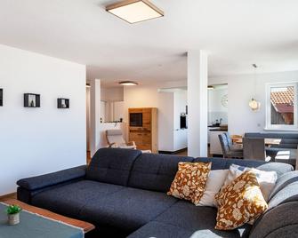 Manu's Bergblick - Imst - Wohnzimmer