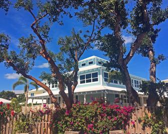 Dolphin Point Villas - Key Largo - Building