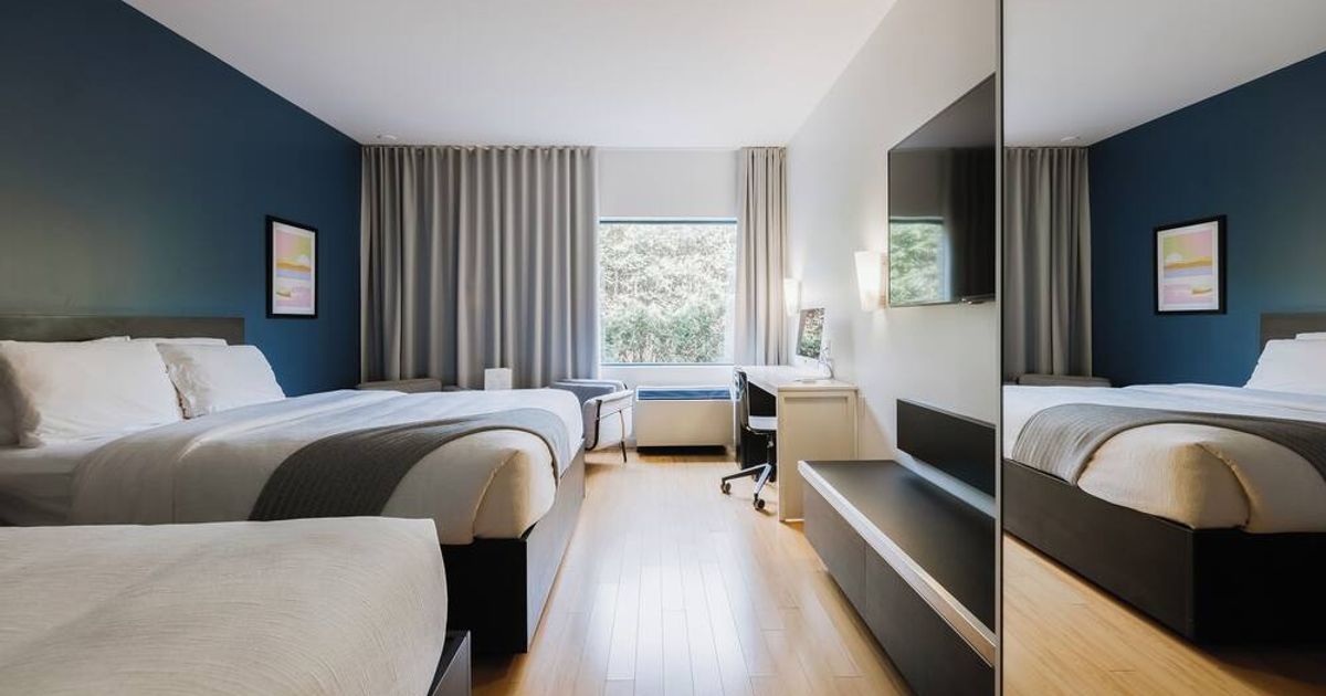 Le Dauphin StHyacinthe £81. SaintHyacinthe Hotel Deals & Reviews KAYAK