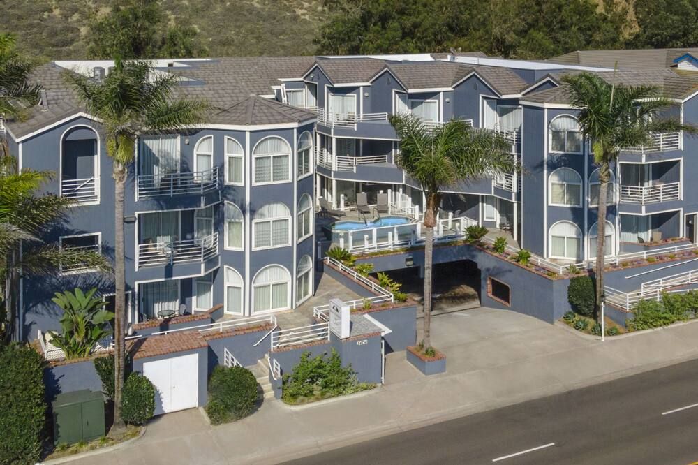 Beachfront Inn and Suites at Dana Point