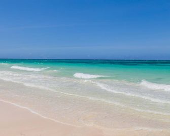 Sea Miracle Villa/Beach Cottage - Duncans - Παραλία