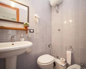 Anthea Bb Napoli - Nápoles - Baño