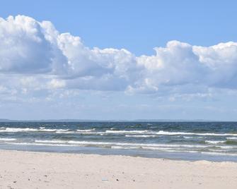1 Bedroom Amazing Apartment In Koszalin - Koszalin - Strand