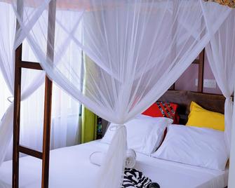 Kilimanjaro Scenic Lodge - Moshi - Camera da letto