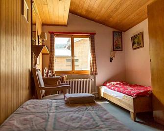 Chesa Selfranga - Klosters-Serneus - Ložnice