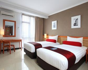 Ivory Hotel Bandung - Bandung - Slaapkamer