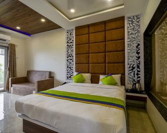 Treebo Prince Palace - Mahabaleshwar - Soveværelse