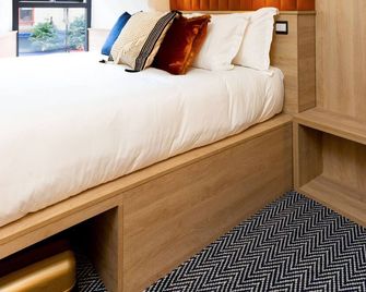 The Snug Townhouse - Galway - Bedroom