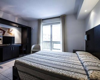 Hotel Davide - Rivoli - Slaapkamer