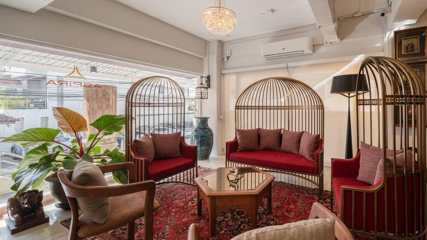 أسبيرا ريزيدينس رومرودي