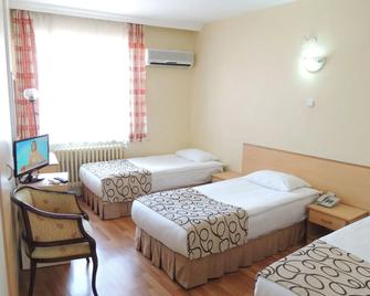 Acikgoz Hotel - Edirne - Habitación