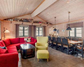 Lovely home in Dalen with sauna - Dalen - Lounge