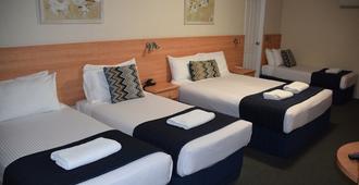 Best Western Coachman's Inn Motel - Bathurst - Κρεβατοκάμαρα