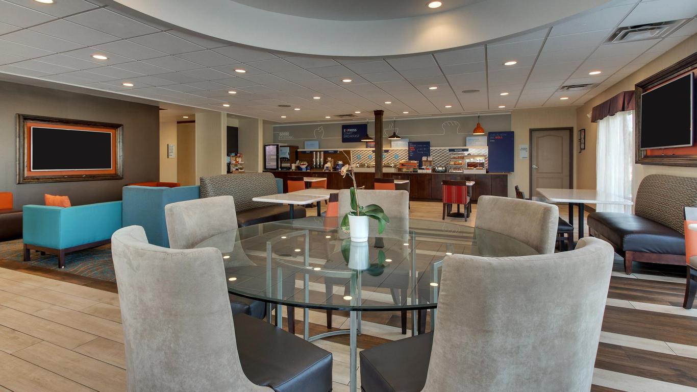 Holiday Inn Express Cheektowaga North East By IHG