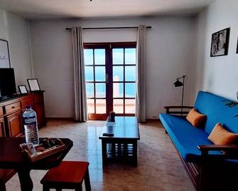 VV Mirador Isla Bonita 'by henrypole home' - Villa de Mazo - Living room