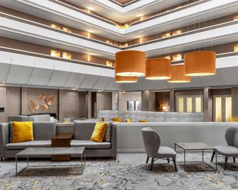 DoubleTree by Hilton Hotel Springfield - Springfield - Lobby