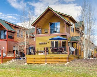 Riverfront Cabin, 4 Mi to Granby Ranch - Granby - Building