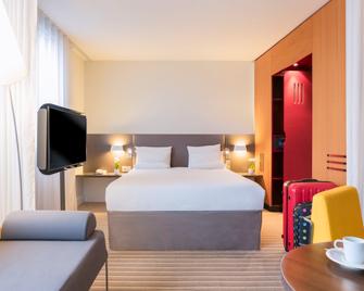 Novotel Suites Cannes Centre - קאן - חדר שינה