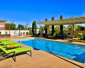 Hampton Inn & Suites Las Vegas South - Henderson - Πισίνα