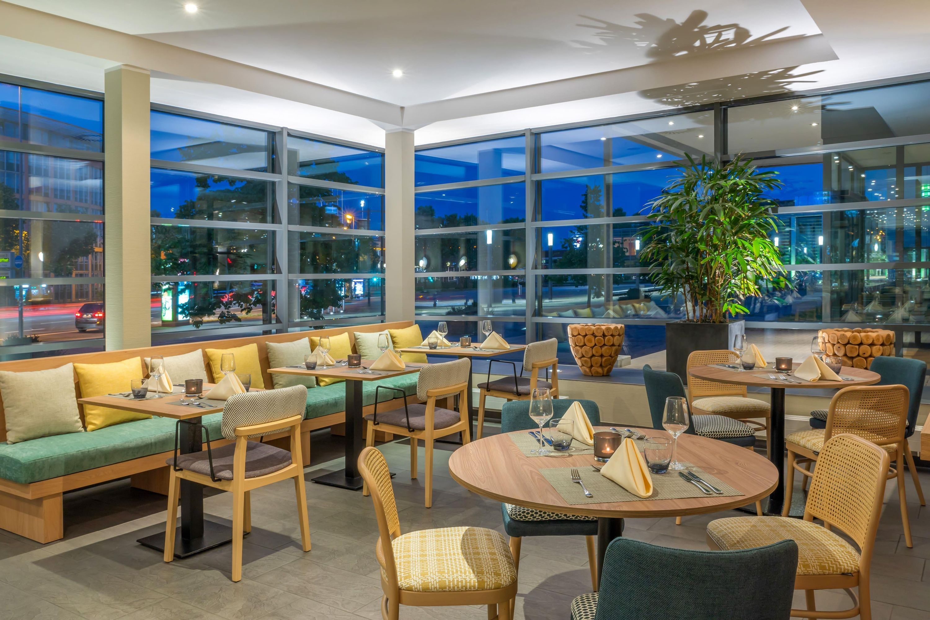 Hotel Münster Kongresscenter, Affiliated by Meliá - מינסטר - מסעדה