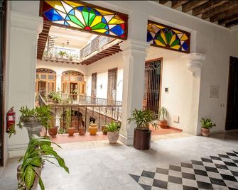 Deluxe in Plaza Vieja - Executive Suite - Havana - Edifício